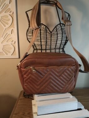 Quilted Tan Crossbody Bag
